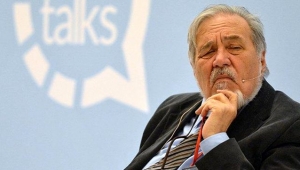 İlber Ortaylı'dan marketlere koşanlara sert sözler