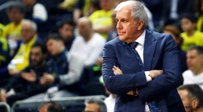 Fenerbahçe Başantrenörü Obradovic, yeni imajıyla sosyal medyada gündem oldu