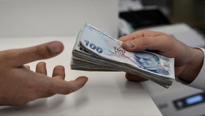 Halkbank şahıs işletmelerine 6 ayı geri ödemesiz kredi verecek