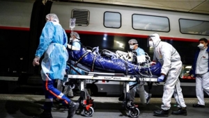 Koronavirüs salgını nedeniyle ölenlerin sayısı 220 bini aştı