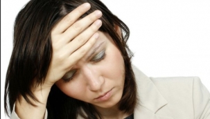 Tekrarlayan baş ağrısı sebebi nedir, sinüzit neden olur?