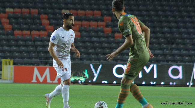 Son şampiyon Başakşehir, alt ligden gelen Hatayspor'a kaybetti