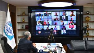 Başkan Büyükkılıç: Tek çiçekle bahar gelmez, tek taş duvar olmaz