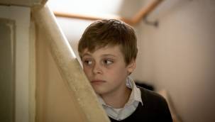 En iyi erkek oyuncu Billy Barratt kimdir, nereli, kaç yaşında, hangi filmde oynadı?