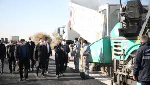 Kuruköprü – Çatakdere Mahalleleri arasında yol çalışması devam ediyor