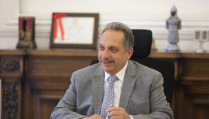 Talas Belediye Başkanı Mustafa Yalçın'dan Öğretmenler Günü Mesajı