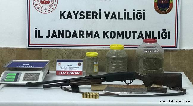 Pınarbaşı'nda 6 kilogram esrar ele geçirildi