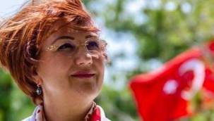 Sema Karaoğlu'ndan yeni yıl mesajı