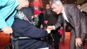 "Sevgisizlik, en büyük engeldir"