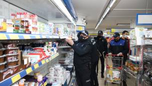 Fahiş fiyat denetimine Büyükşehir zabıtası da katıldı