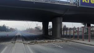 Mühendislik harikası köprüde facianın eşiğinden dönüldü!