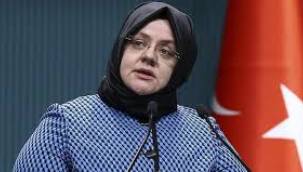 Bakan Selçuk: Yarım Çalışma Ödeneğiyle 31 bini aşkın kadın işçimizin hayatına dokunduk