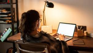 Evden çalışma ve eğitim teknolojik ürünlerin satışını artırdı