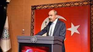 Gülsoy: Hizmet sektörüne acilen nefes vermek zorundayız