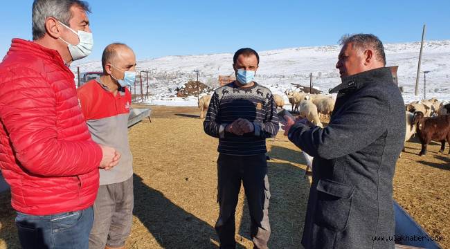 Kazım Yücel ve Mustafa Çalıksoy besicilerin derdini dinledi