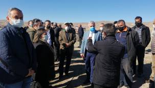 Arık'tan Özhaseki'ye Güneşli ve 'kiralık vekil' yanıtı