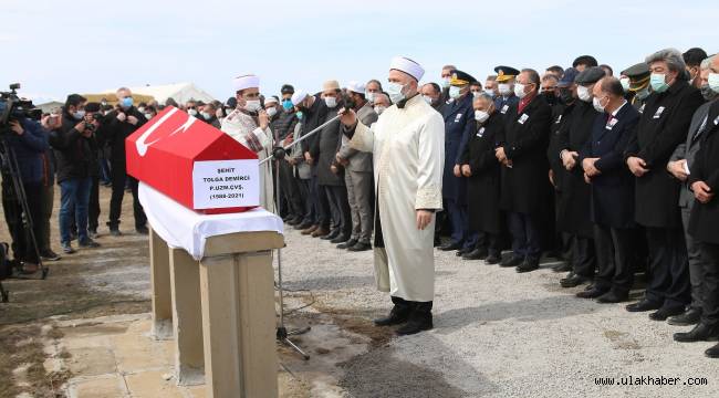 Bitlis şehidi son yolculuğuna uğurlandı