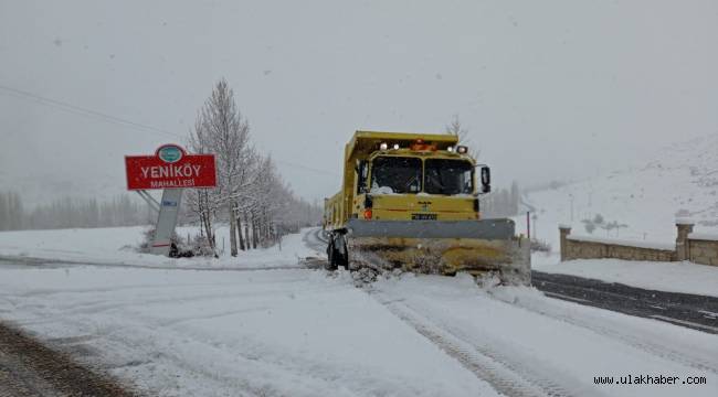 Büyükşehir, kapalı kırsal mahalle yolu bırakmadı