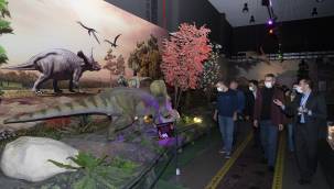 Denizli ve Mersin Belediyesi yetkilileri, Kayseri Bilim Merkezi'ni gezdi