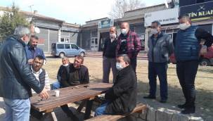 İyi Partili Kazım Yücel, esnafı yalnız bırakmıyor