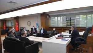 Büyükkılıç'tan ilçelere yönelik "yatırım ve pandemi" hamlesi