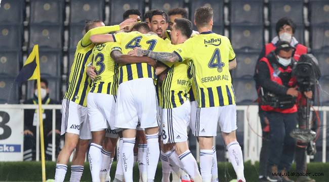 Fenerbahçe, Kasımpaşa'yı 3 golle yendi