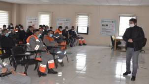 Melikgazi Belediyesi'nden personele covid-19 eğitimi