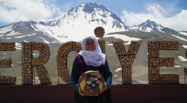 75 yaşındaki Kayserili Necibe Avşar, Erciyes'i ilk kez gördü