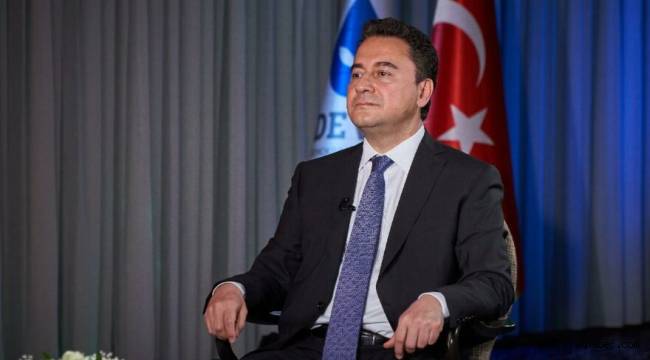 Babacan: Sayın Erdoğan siyasi rekabete dinimizin kutsallarını bulaştırmasın