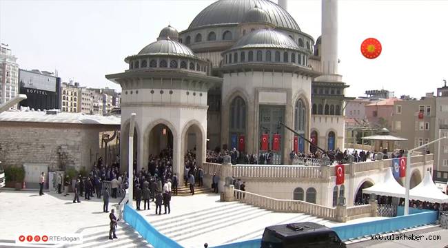 Erdoğan, Taksim Camii'ni ibadete açtı