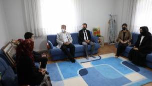 Melikgazi'de Anneler Günü'ne özel anlamlı ziyaretler