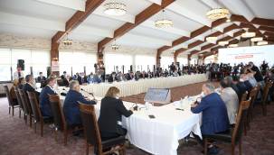 Ak Partili başkanlar Kayseri'de toplandı