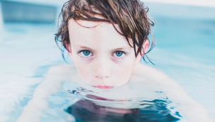 60 yüzücü hastanelik oldu!