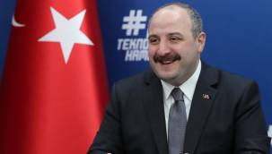 Bakan Varank'tan açıklama: Türkiye her alanda gaza basmış durumda