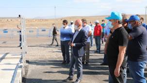 Başkan Çolakbayrakdar, kurban kesim yerini denetledi