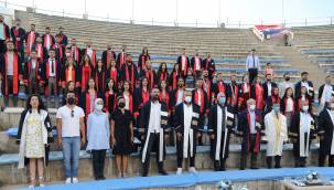 Erciyes Üniversitesi'nde mezuniyet heyecanı