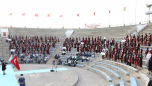 ERÜ İktisadi ve İdari Bilimler Fakültesi'nde mezuniyet sevinci