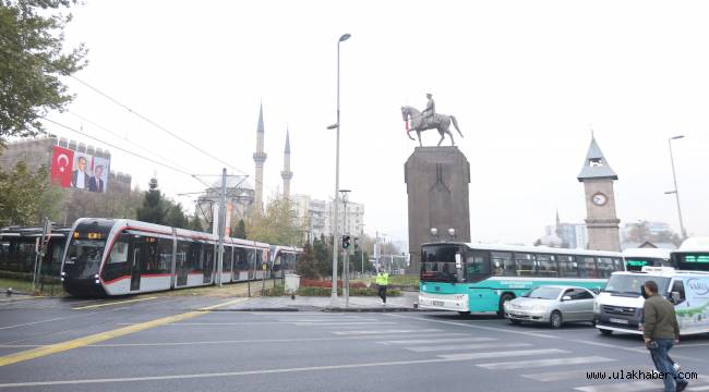 Kayseri Büyükşehir Belediyesi Kurban Bayramı'nda tam kadro sahada