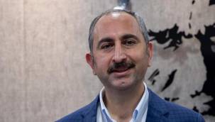 Bakan Gül: Yanan alanlara tek bir çivi çakılmasına izin vermeyeceğiz