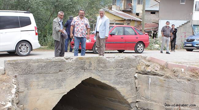 CHP Milletvekili Çetin Arık, Gömürgen'deki kanalizasyon sorununu gündeme getirdi