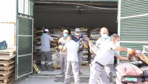 Kayseri Büyükşehir Belediyesi yangın bölgelerine yem ve mama gönderdi