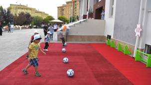 Kayserili minikler Büyükşehir'in Çocuk Şenliği'nde buluştu