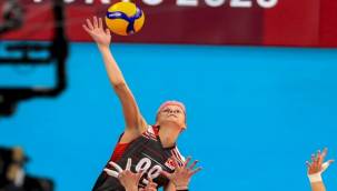 Milli Voleybolcu Ebrar Karakurt'tan, Romanya maçında muhteşem performans