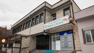 Alan el ile veren el bu çarşıda buluşuyor