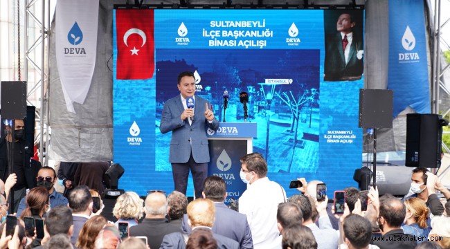 Babacan'dan Erdoğan'a: Benim ve arkadaşlarımın yaptıkları ile övünmeyi bırakın!