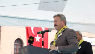 Başkan Palancıoğlu, Kayseri Lisesi Mezunları Buluşma etkinliğine katıldı