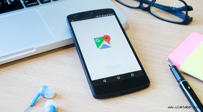 Google personeli, bir yıl daha evden çalışabilecek