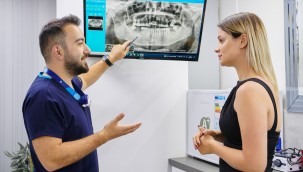 İmplant ve zirkonyum tedavisi ile sağlık turizmine katkı sağlıyor