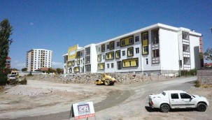 Kocasinan Belediyesi, Uğurevler'deki okulda sona yaklaştı