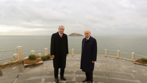 Bahçeli: MHP, Cumhur İttifakı'yla birlikte Türkiye'nin muazzam sinerjisi, akıl ve gönül enerjisidir